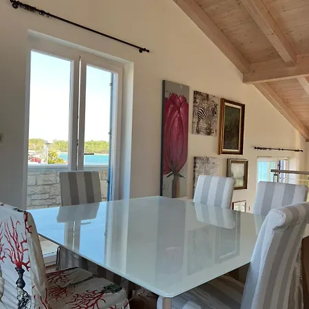Βίλα Istrian With Unique Sea View 2 Ουμάγκ